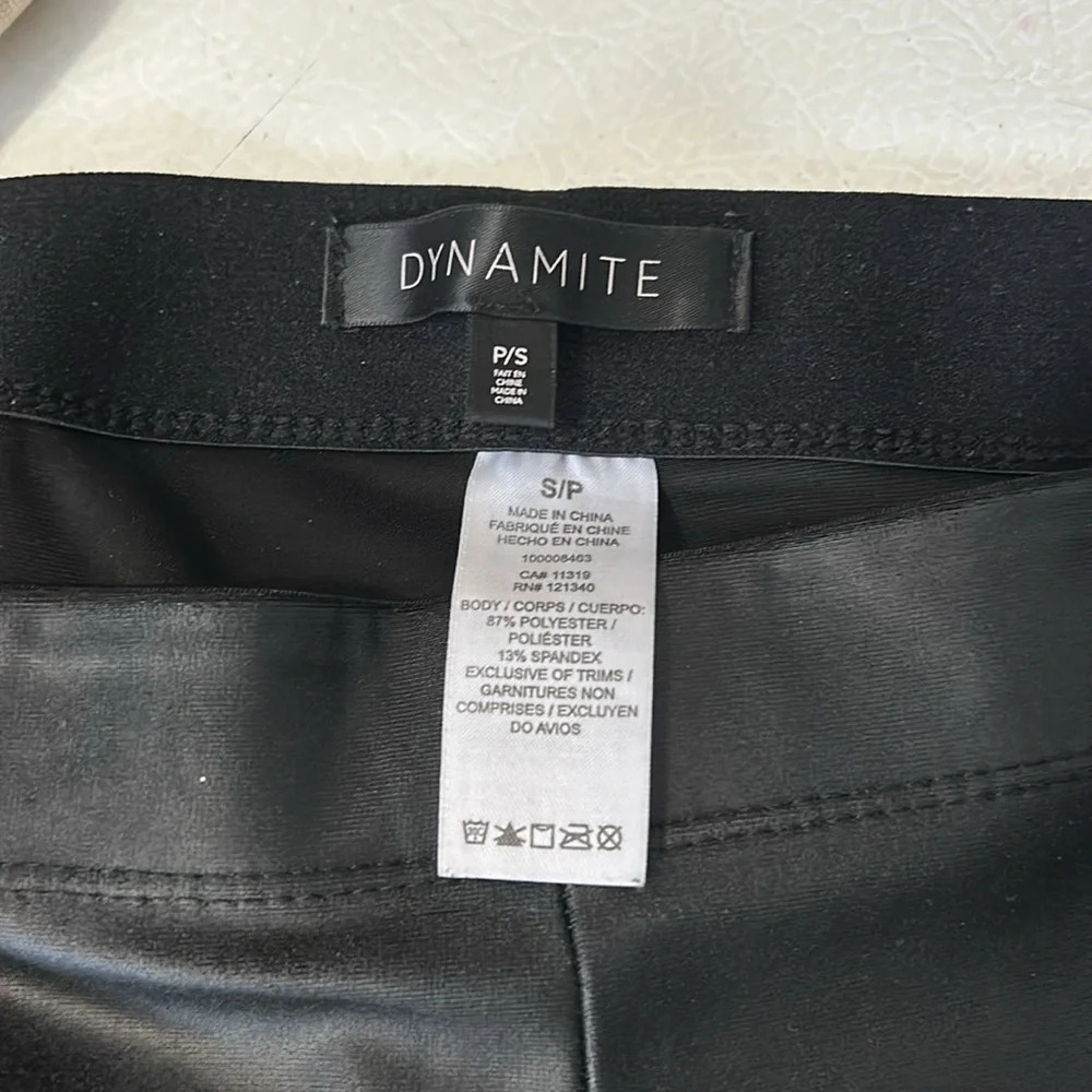 Dynamite Women’s faux leather leggings in Black size S - Picture 4 of 5